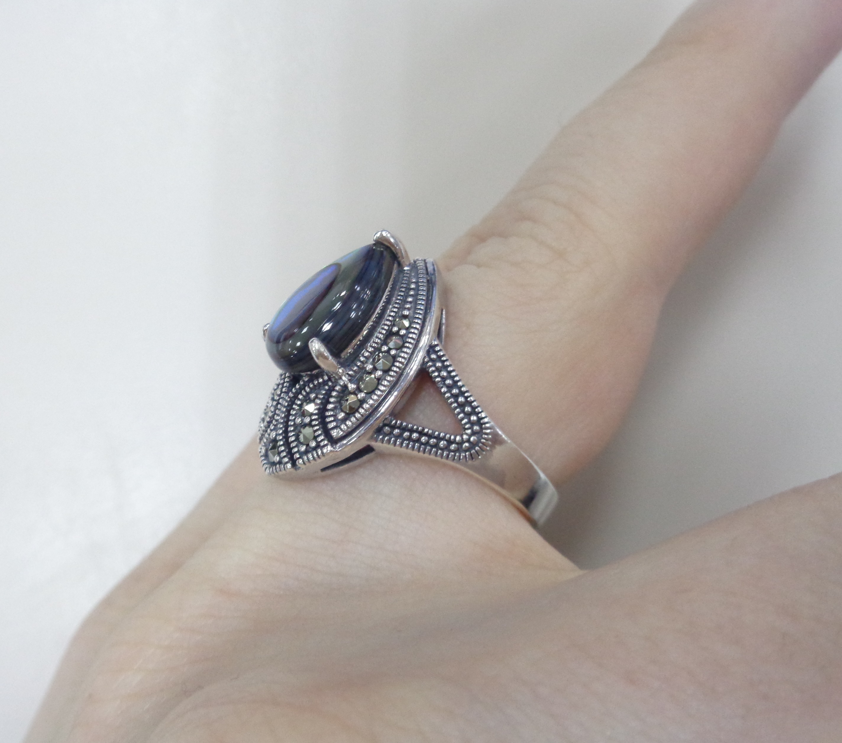 Серебряное кольцо с перламутром абалон